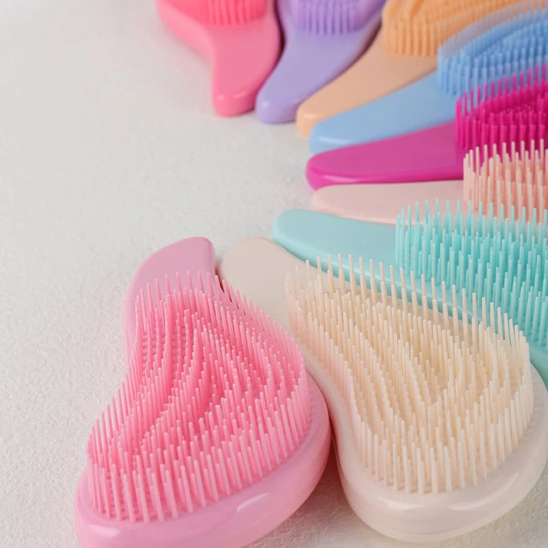 Escova de Cabelo On-the-Go | Compacto e Leve com Cerdas Suaves e Eficientes